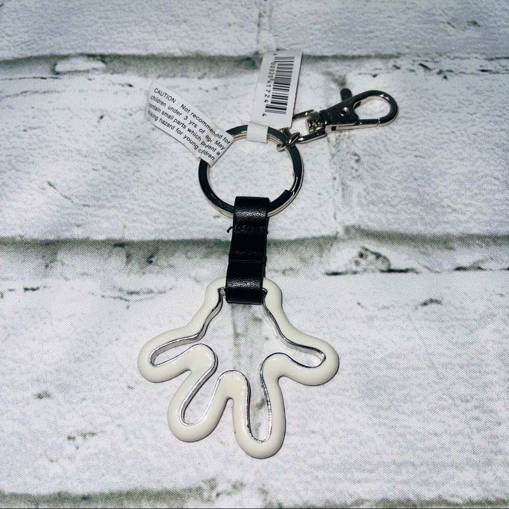 Disney Parks Mickey Mouse White Glove Keychain Open Outline NWT